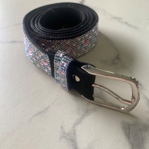 Jacqueline Kent Rhinestone Belt 42” - Picture 2 of 3